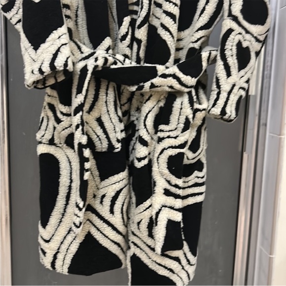 Farm Rio Banangola Mid-Length Fleece Cardigan - Picture 9 of 14